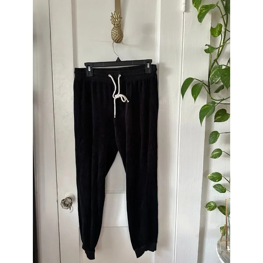 Garage Women’s size medium Black pants